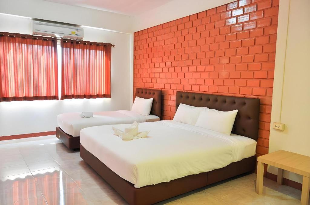 Bussarakam Place Hotel Chanthaburi Dış mekan fotoğraf